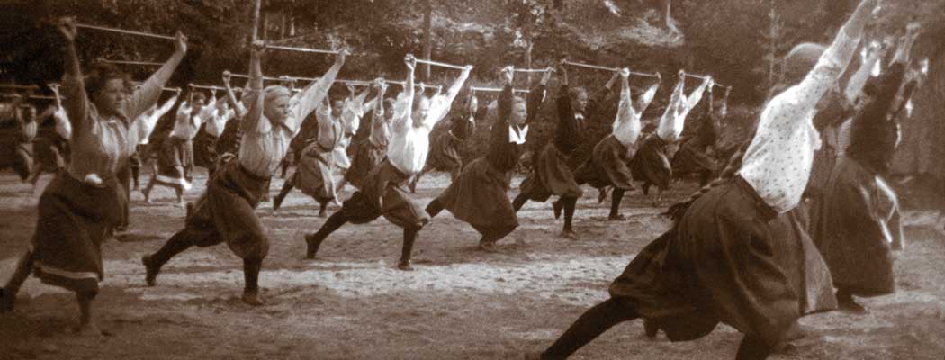 A historical Varala exercise group